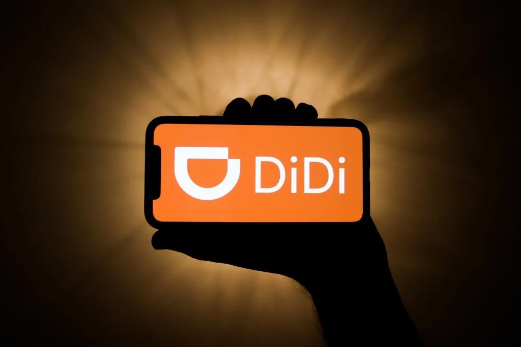 Китай разрешит приложениям Didi снова работать в сети
